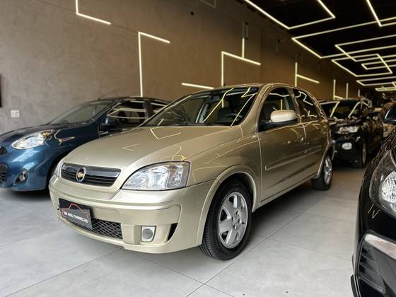 CHEVROLET CORSA 1.4 MPFI PREMIUM 8V FLEX 4P MANUAL CHEVROLET CORSA 1.4 MPFI PREMIUM 8V FLEX 4P MANUAL
